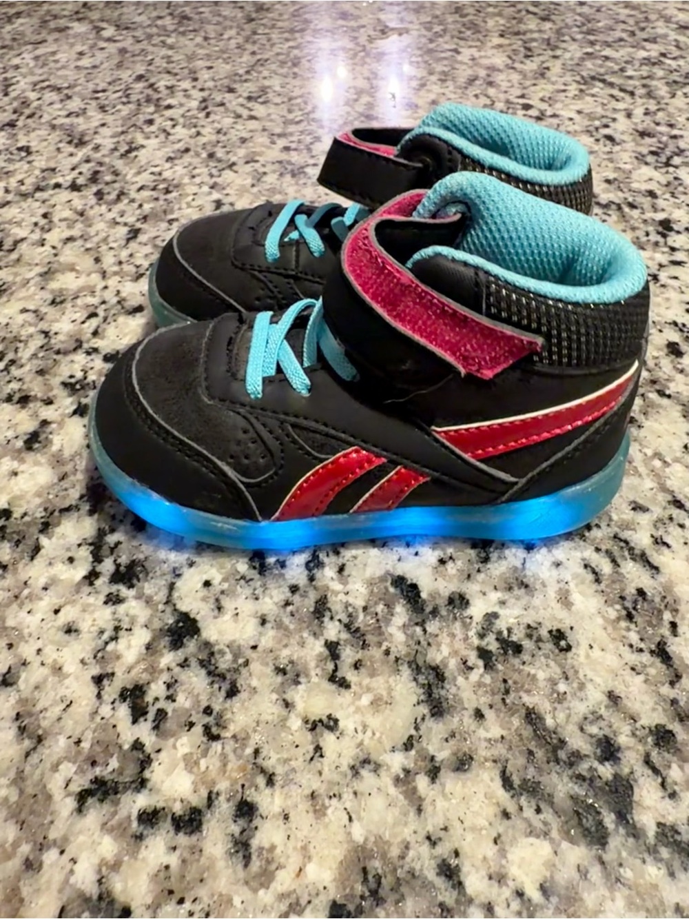 Reebok Classic  Toddler Kids Black Gum Bottom Athletic Sneakers 5.5  light up